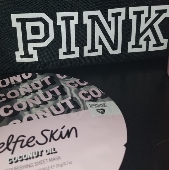 PINK Victoria's Secret Bundle NWT - Picture 2 of 6